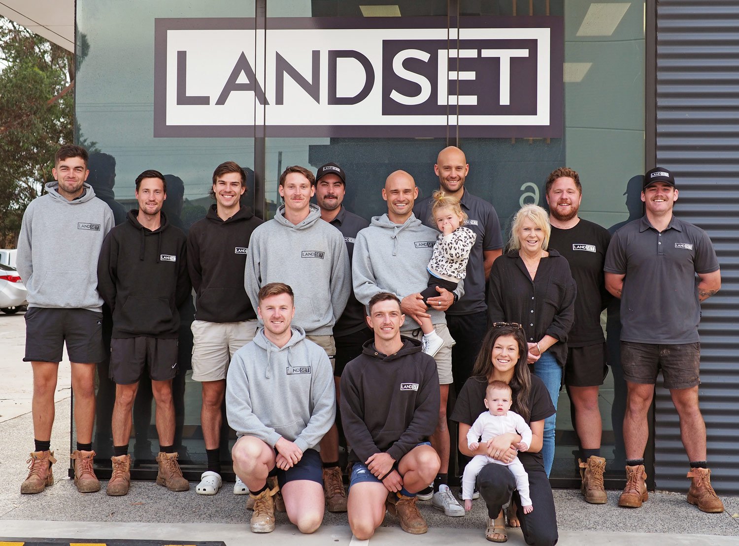 Team LandSet